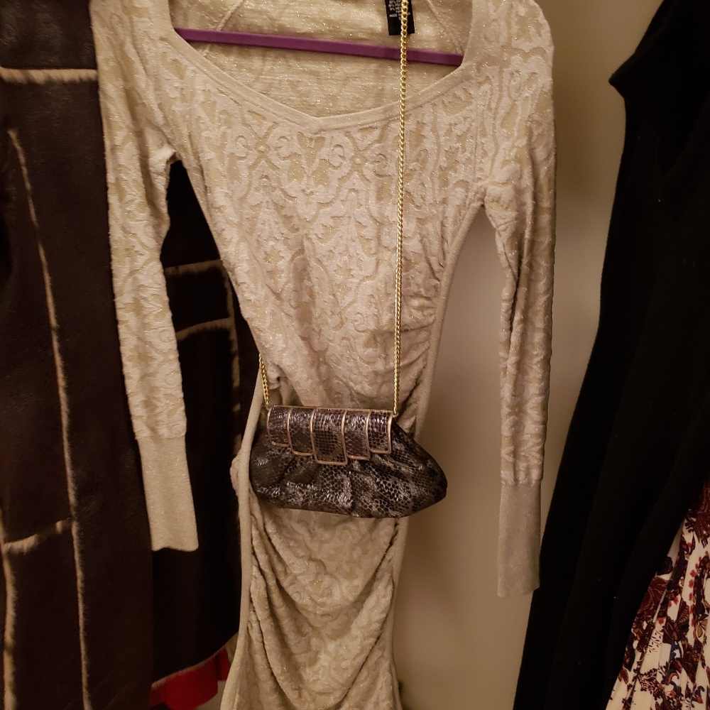 Dress - Picture 4 of 4
